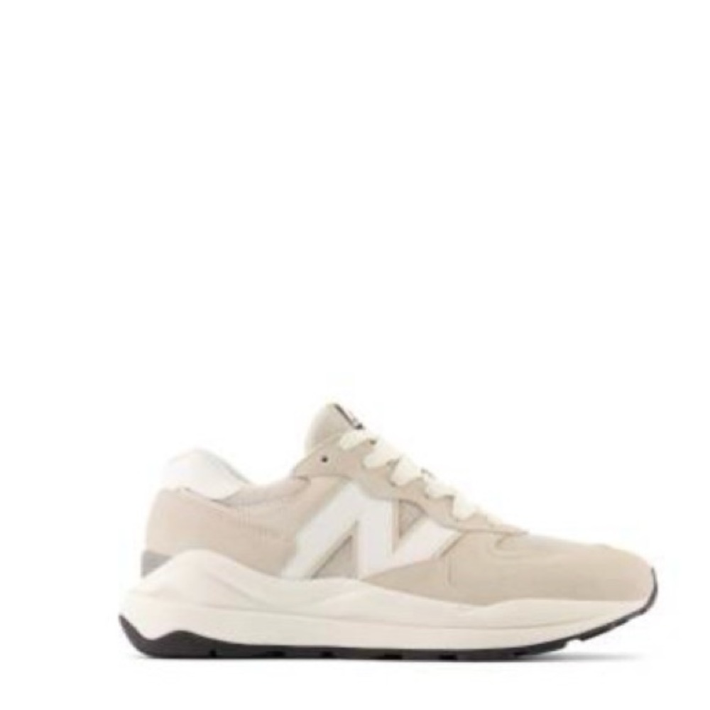New Balance 57/40 sneakers in beige